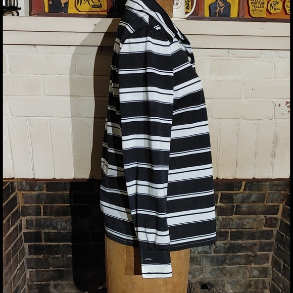 VTG- afraid of horizontal stripes on a Poly jacket? - Picture 7 of 12